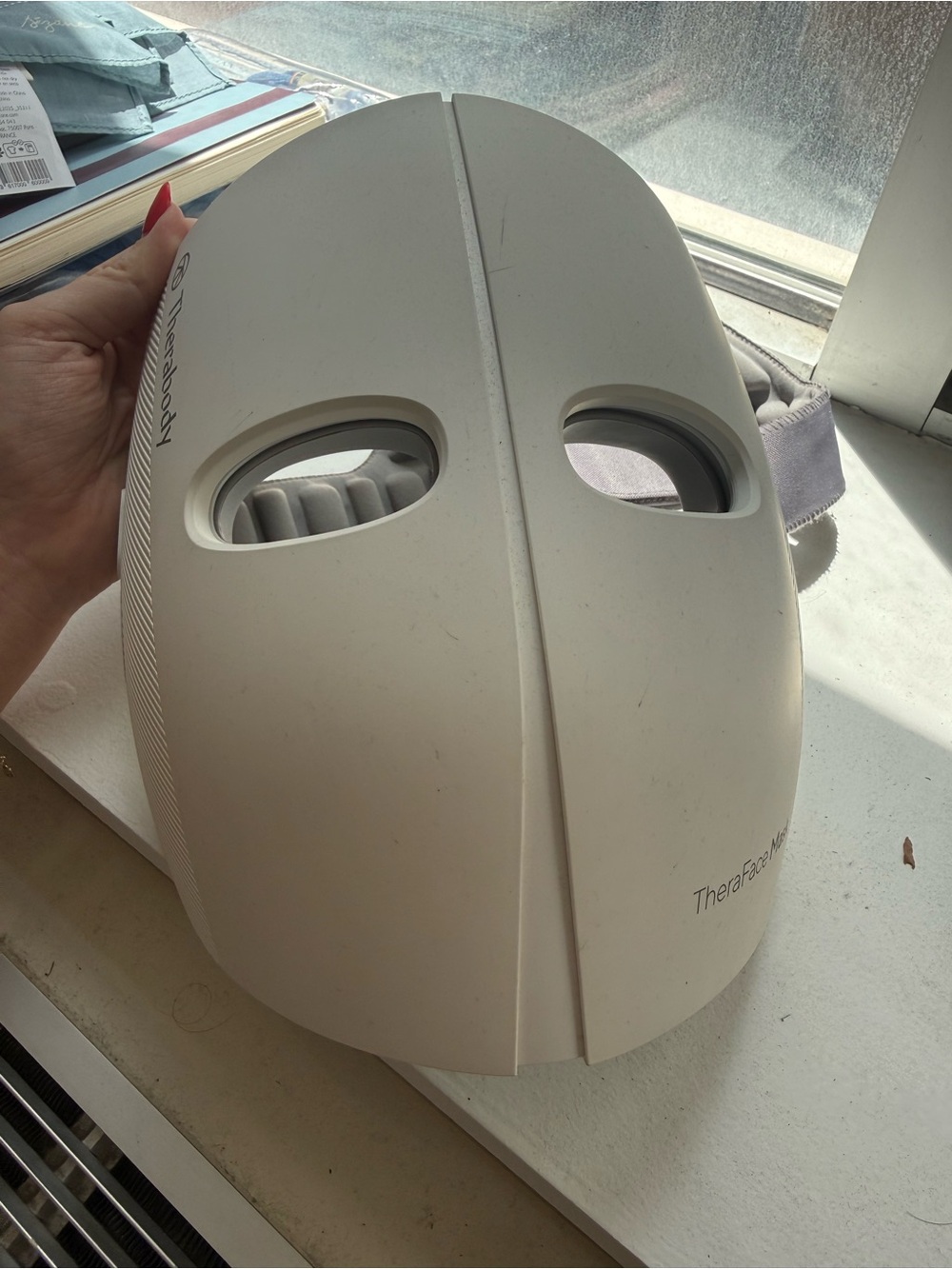 Therabody LED Face Mask